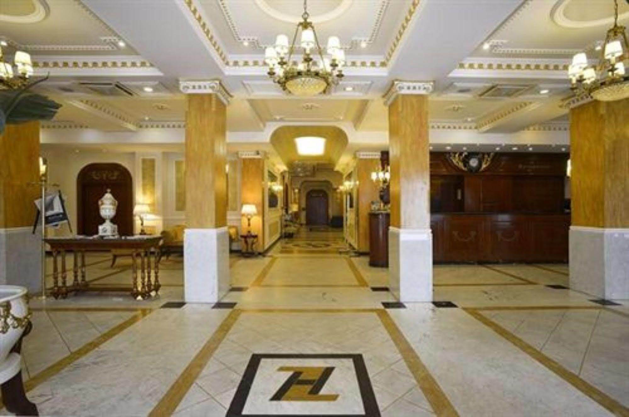 Zanhotel Europa 4* Bolonia